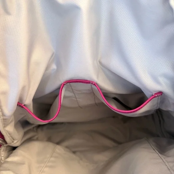 Tumi Voyageur Rosie Nylon Backpack in Berry Fushia with laptop compartment - Picture 10 of 11